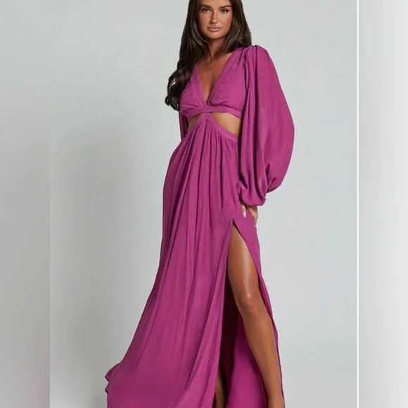 Elegant Magenta Maxi Dress - Picture 1 of 8